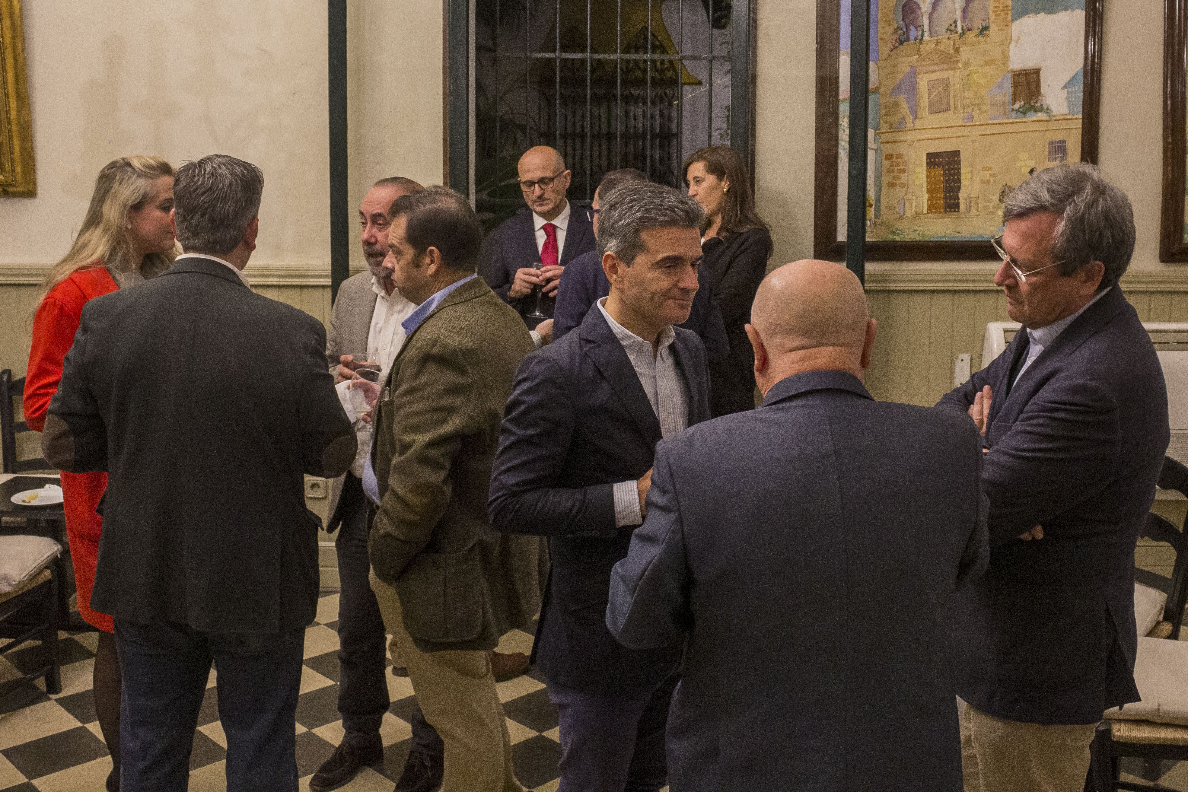 Un grupo de congresistas durante la cena.